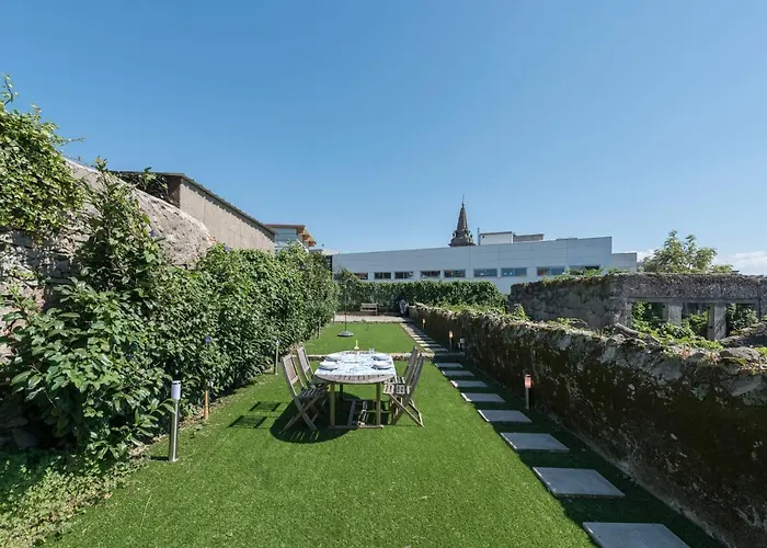 Bmyguest - Almada Garden Apartment